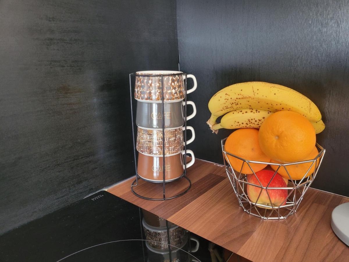 Le Palmier D'Azur - Frejus Cais - Wi-Fi Apartment Luaran gambar